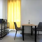 AKA71! Neubauapartment direkt am Europaplatz!